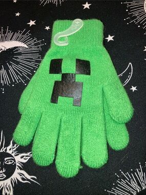 💟 6/$15 Minecraft Creeper Bright Green Kids Knit Mittens